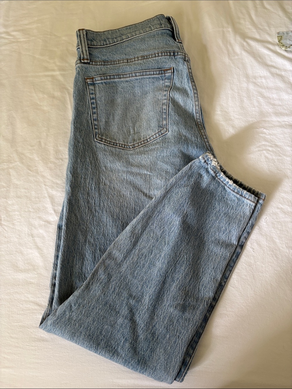 Madewell - Light Wash Relaxed Taper Jeans